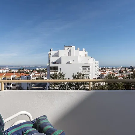 2-bedroom Terrace Flat Апартаменты Лагуш
