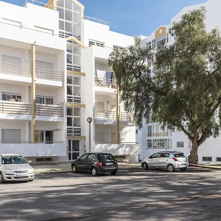 2-bedroom Terrace Flat Апартаменты *